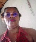 Dating Woman Cameroon to L'ouest  : Myriame, 37 years